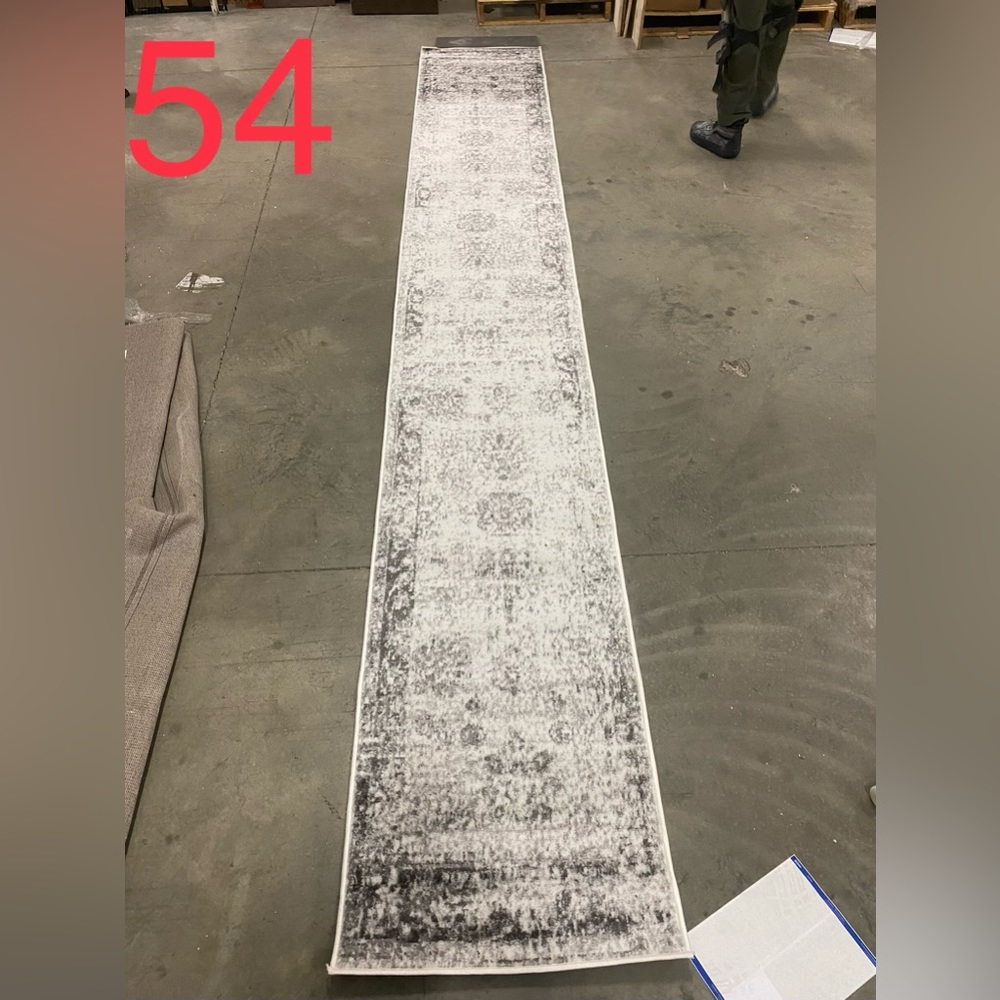 Unique Loom Sophia Collection 13ft Runner